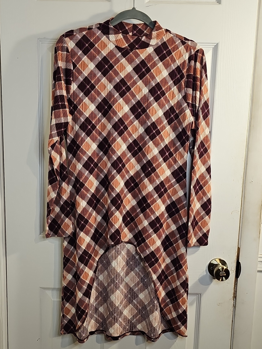 Plaid High-Low Long Sleeve Top - Brown & Cream